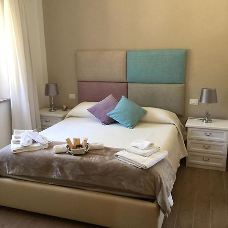 Il Giardino di Daniela Apartments San Teodoro  Esterno foto